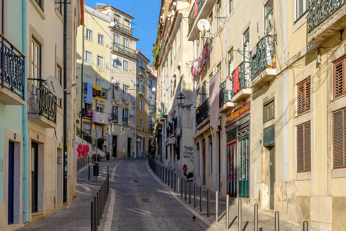 Alfama One Day Itinerary: 9 Essential Stops and Tips